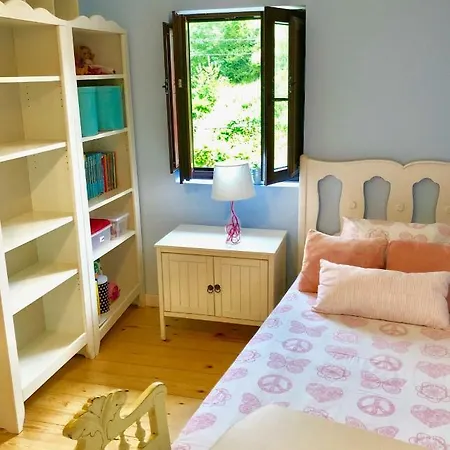 Σπίτι διακοπών La Curuxa, Casa En Vidiago De *